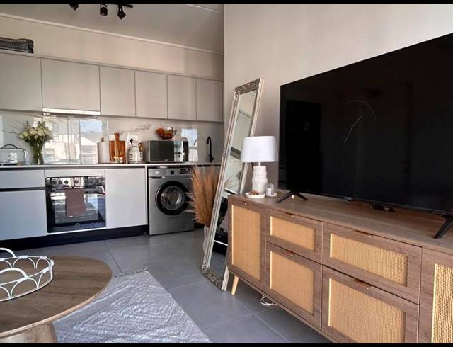 1 BEDROOM PROPERTY TO RENT IN SANDOWN